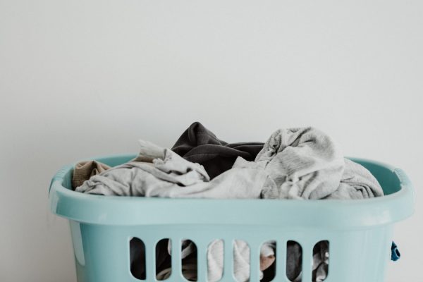 doing laundry while studying at home tips
