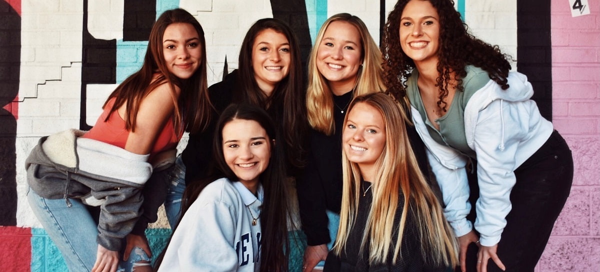 university sorority or fraternity greek life in college